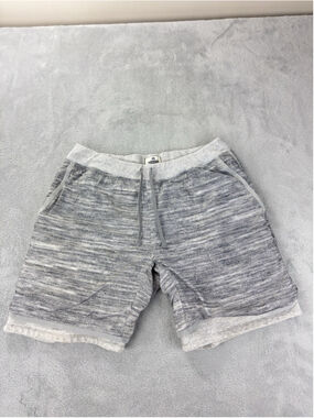 Reigning Champ Men's Size XL Grey 100% Polyester With Inner Lining Made Canada